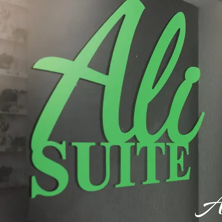Ali Syracuse